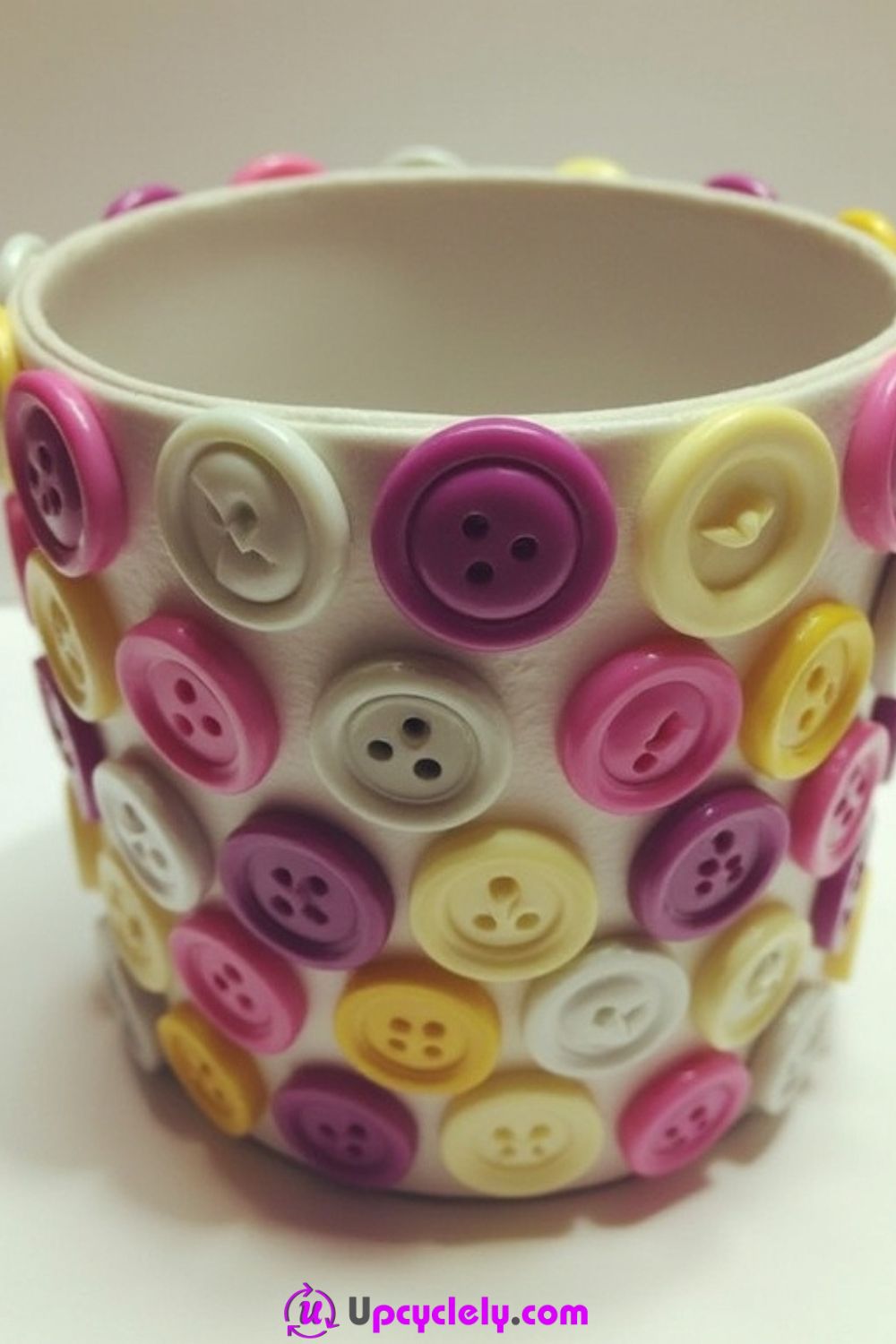 19 Button Craft Ideas You’ll Love - Upcyclely - Changing The World ...