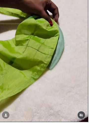 Reshape an Old Skirt With Simple Hand Stitching Reshape an Old Skirt With Simple Hand Stitching
