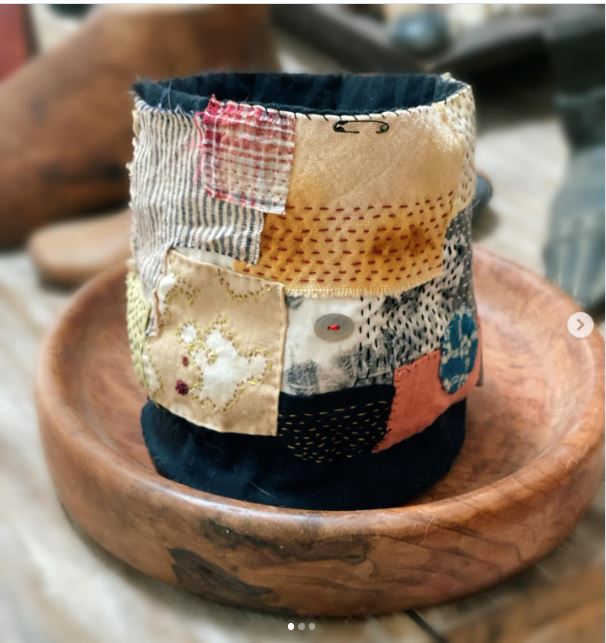 Turn Handkerchief Scraps into a Patchwork Fabric Basket Turn Handkerchief Scraps into a Patchwork Fabric Basket