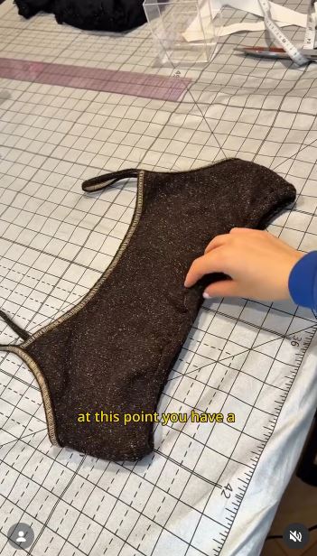 Turn a Basic Tank Top Into a Cropped Bralette With Waist Ties Turn a Basic Tank Top Into a Cropped Bralette With Waist Ties
