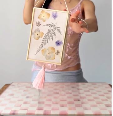 Build a Pressed-Flower Tea-Bag Lantern