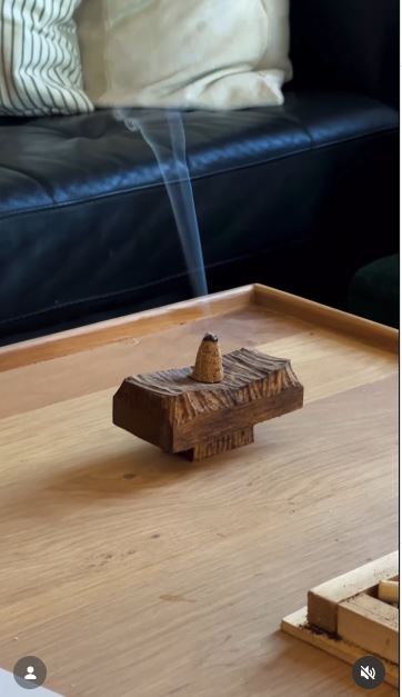 Form Dried Coffee Grounds Into Aromatic Incense Form Dried Coffee Grounds Into Aromatic Incense