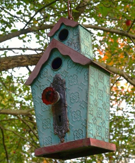 Give a Plain Birdhouse a Door-Knob Detail Give a Plain Birdhouse a Door-Knob Detail