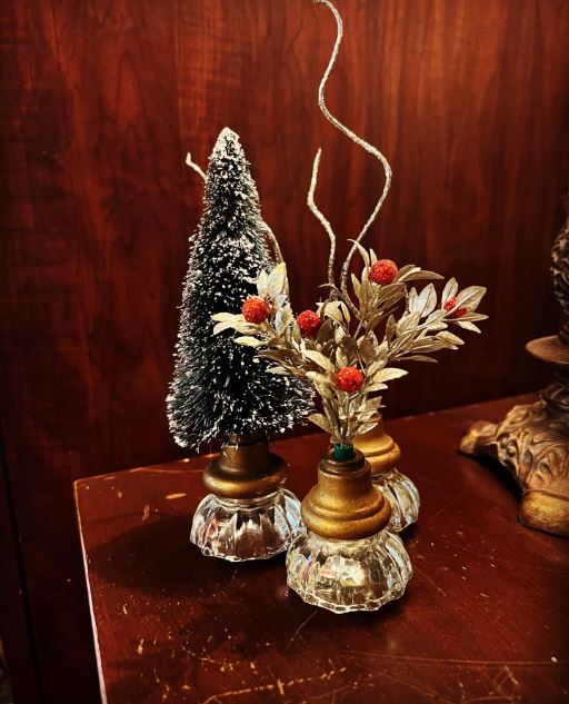 Turn Flat-Faced Knobs Into Bottle-Brush Tree Bases Turn Flat-Faced Knobs Into Bottle-Brush Tree Bases