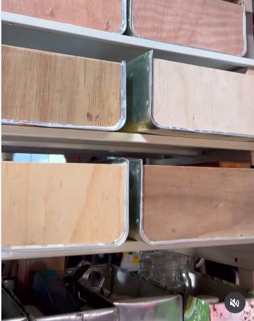 Turn One Large Tin Into Two Small Storage Boxes Turn One Large Tin Into Two Small Storage Boxes