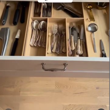 Clear Visual Clutter Without Emptying the Room Clear Visual Clutter Without Emptying the Room