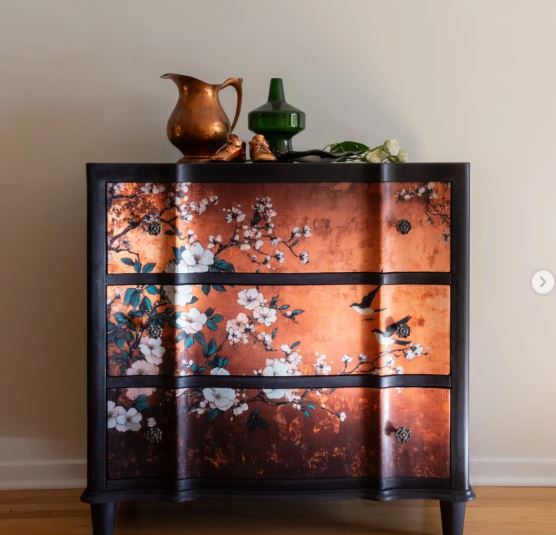 Create a Layered Blue Chest With Painted Artwork