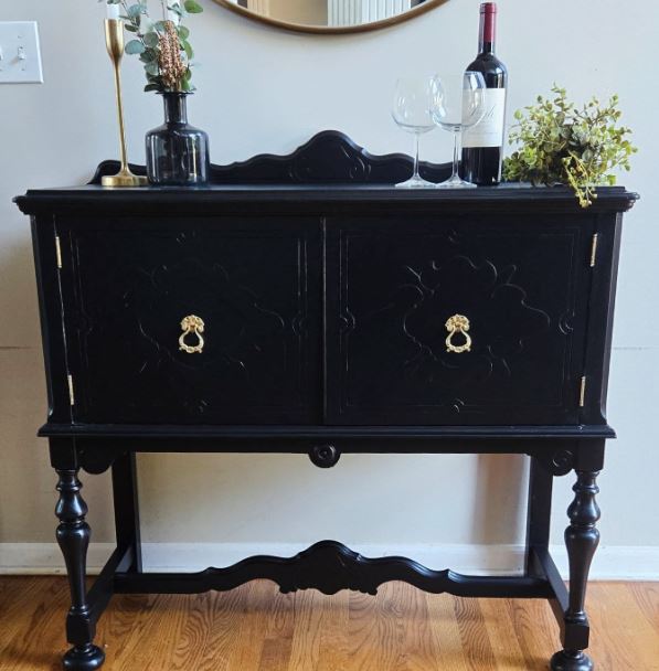 Turn a Vintage Buffet into a Glossy Black Drinks Cabinet Turn a Vintage Buffet into a Glossy Black Drinks Cabinet