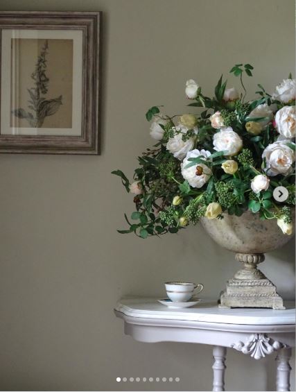 Give a Reclaimed Decorative Table a Layered Grey Marble Finish